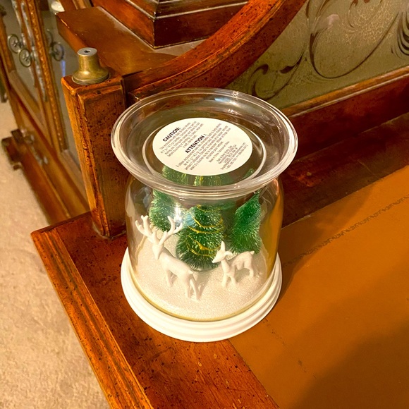 Bath & Body Works Lighted Reindeer Candle Holder - Picture 3 of 5